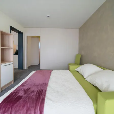 Wohnmotel-37 公寓 4*